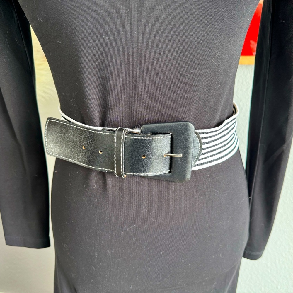 Infinity Vintage Striped Stretch Belt